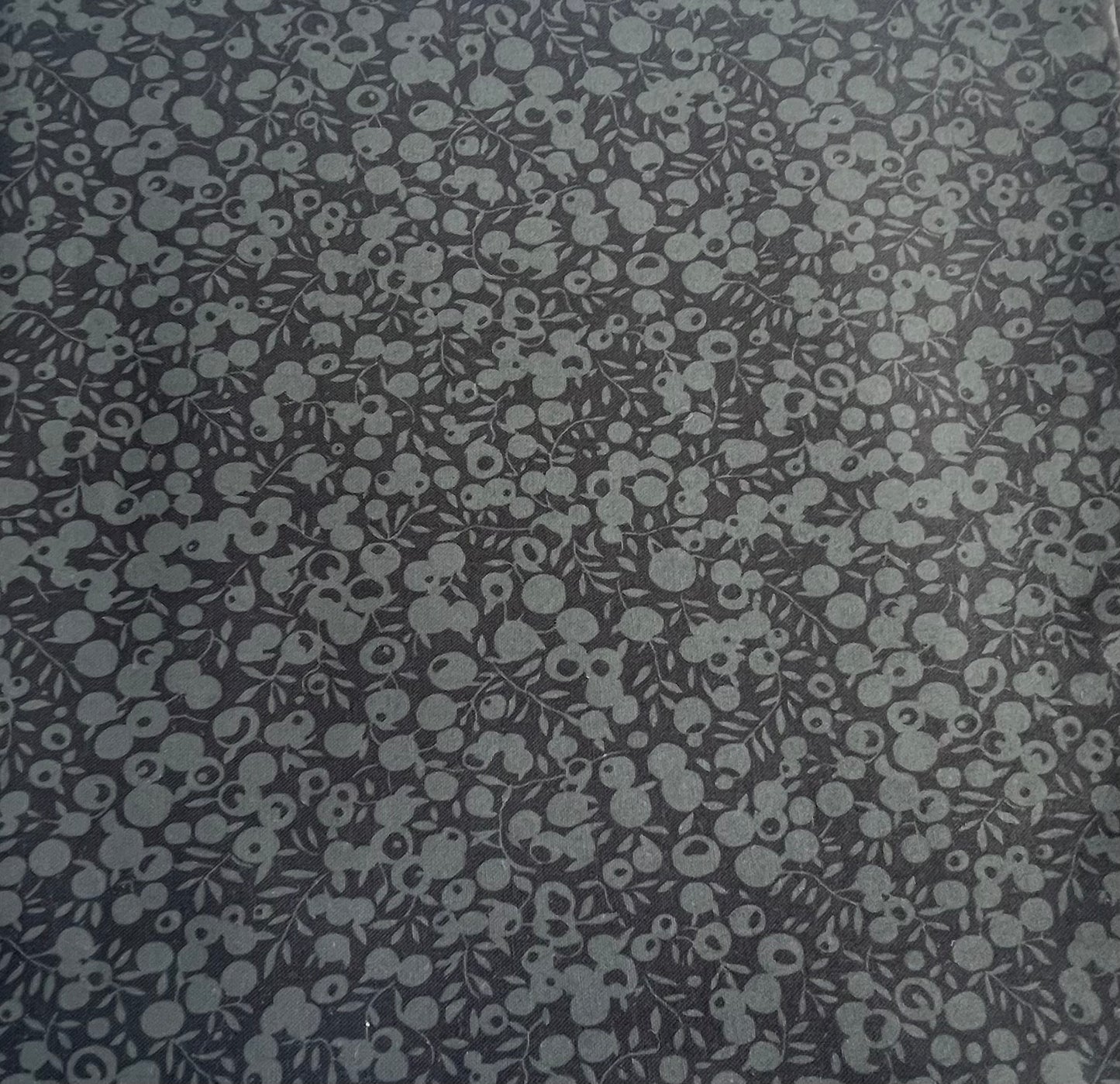 Yew Berry Black Fabric Breakaway Lanyard image 1