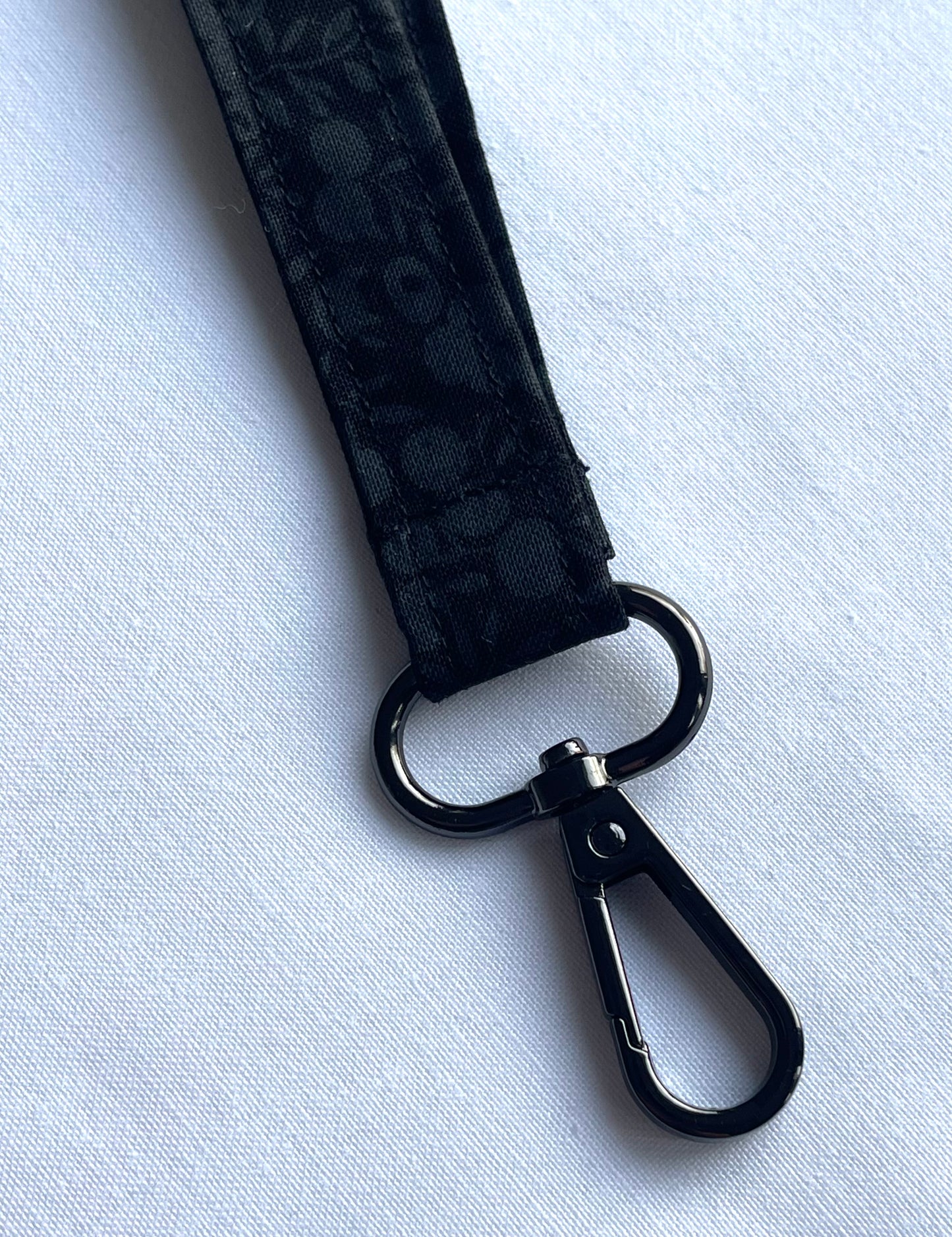 Yew Berry Black Fabric Breakaway Lanyard image 5