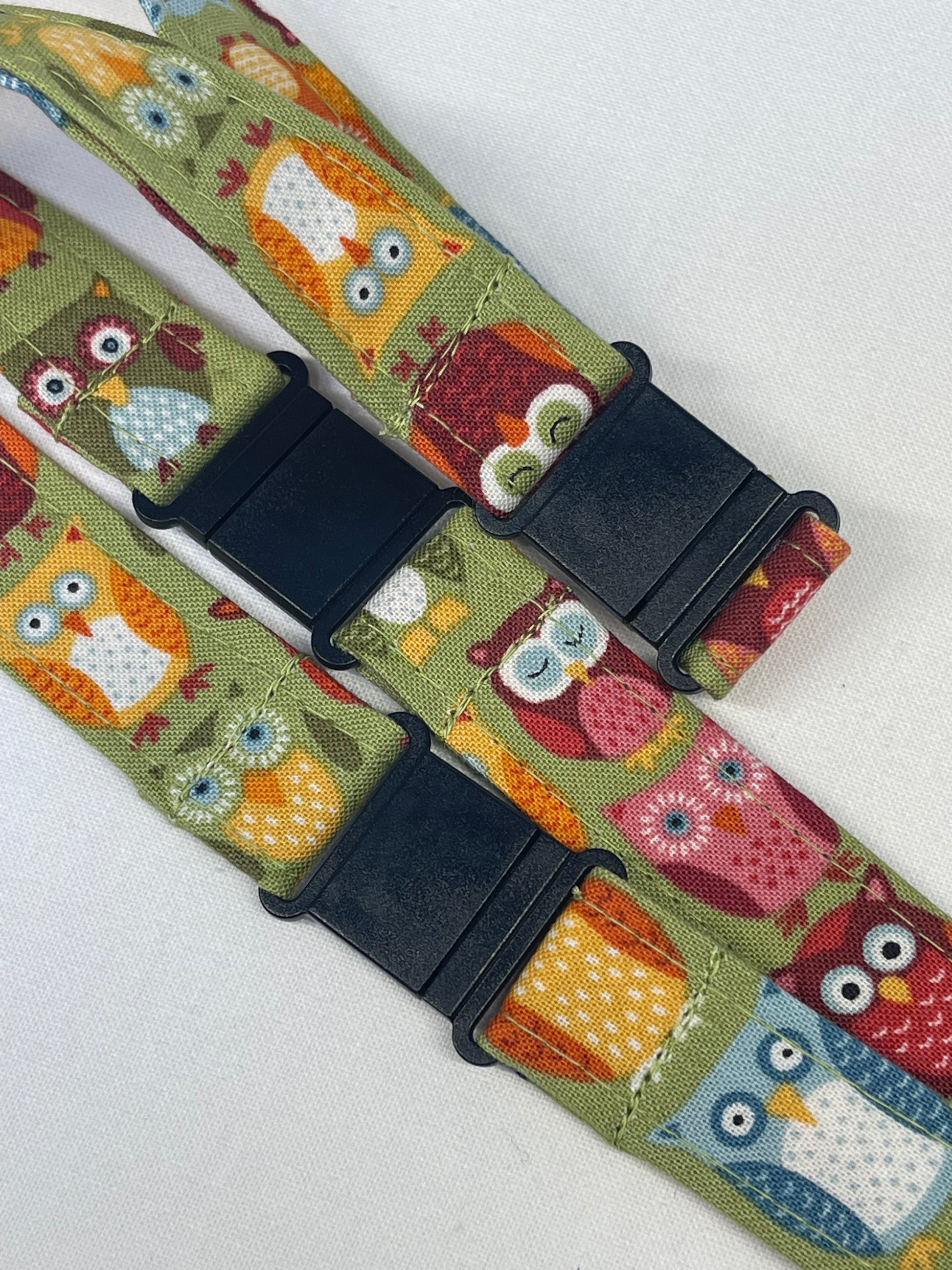 Owls fabric lanyard with breakaway clips