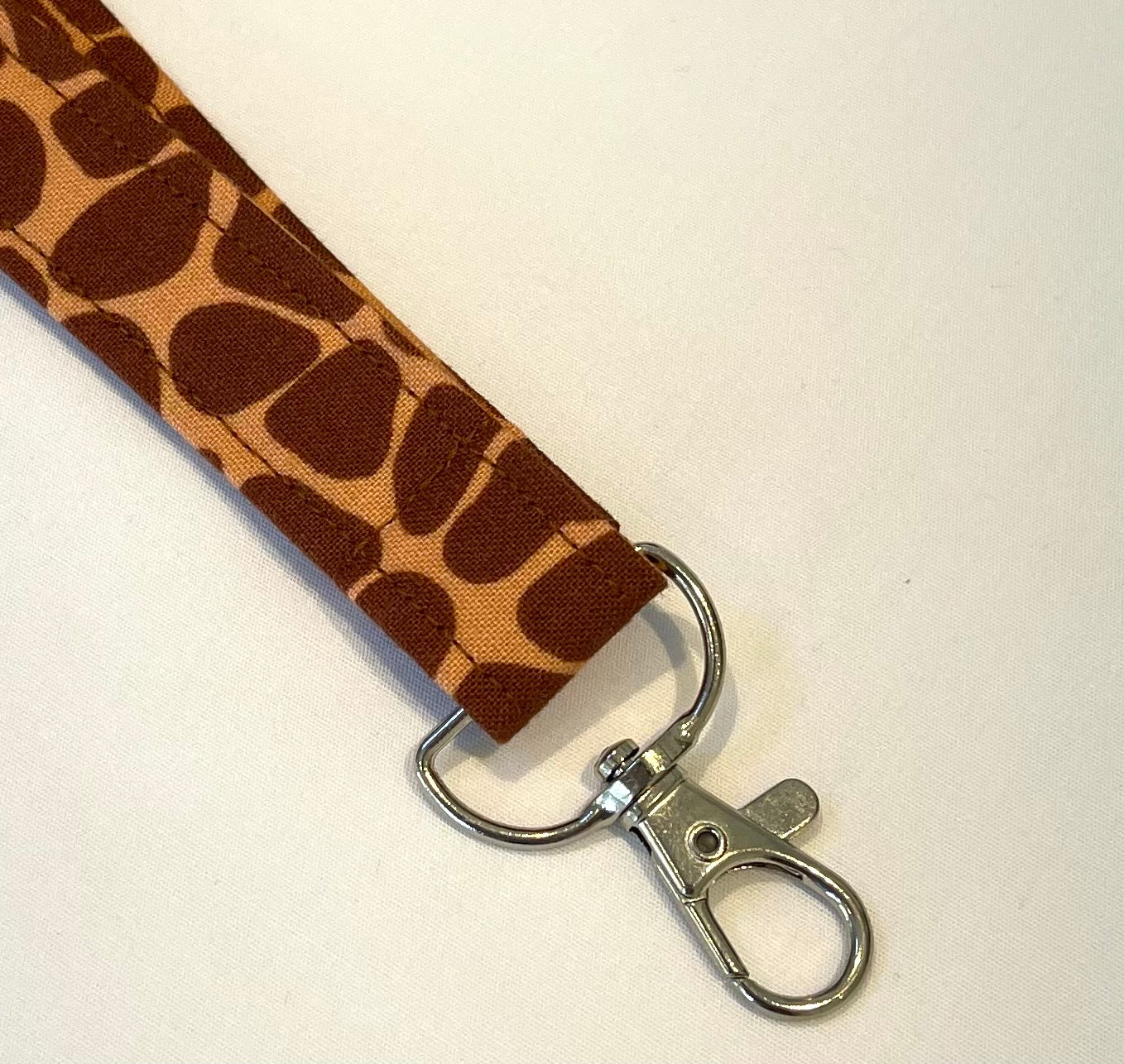 Giraffe Fabric Breakaway Lanyard image 2