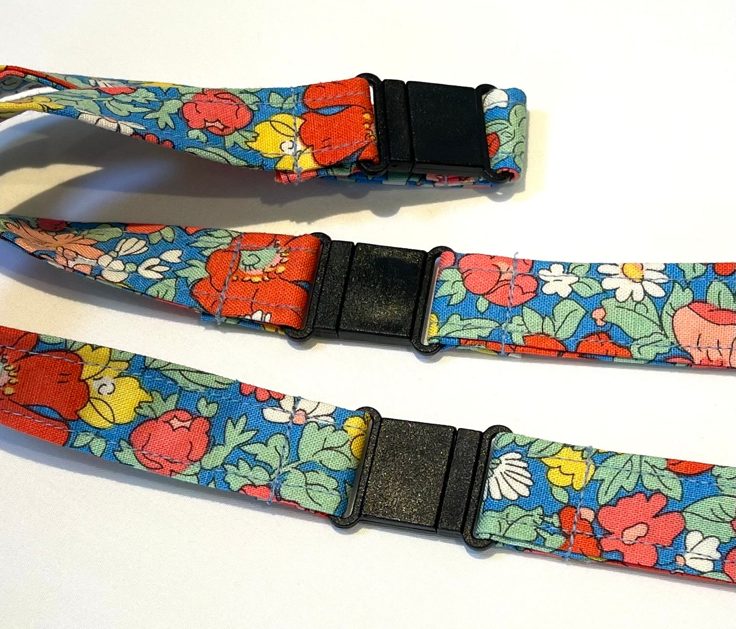 Liberty Breakaway Lanyard: Cosmos Flower image 2