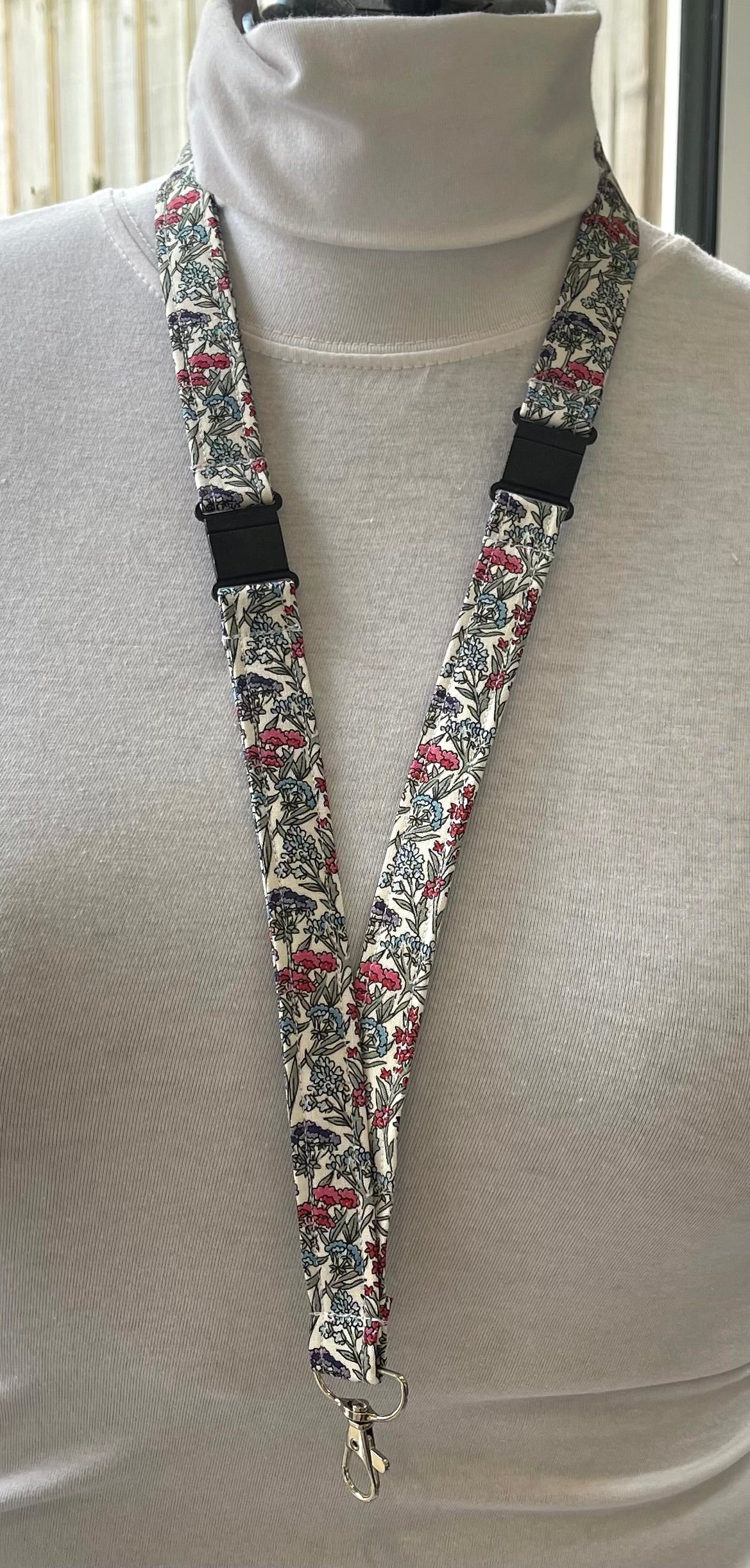 Liberty Breakaway Lanyard: Yorkshire Meadow (Purple) image 0