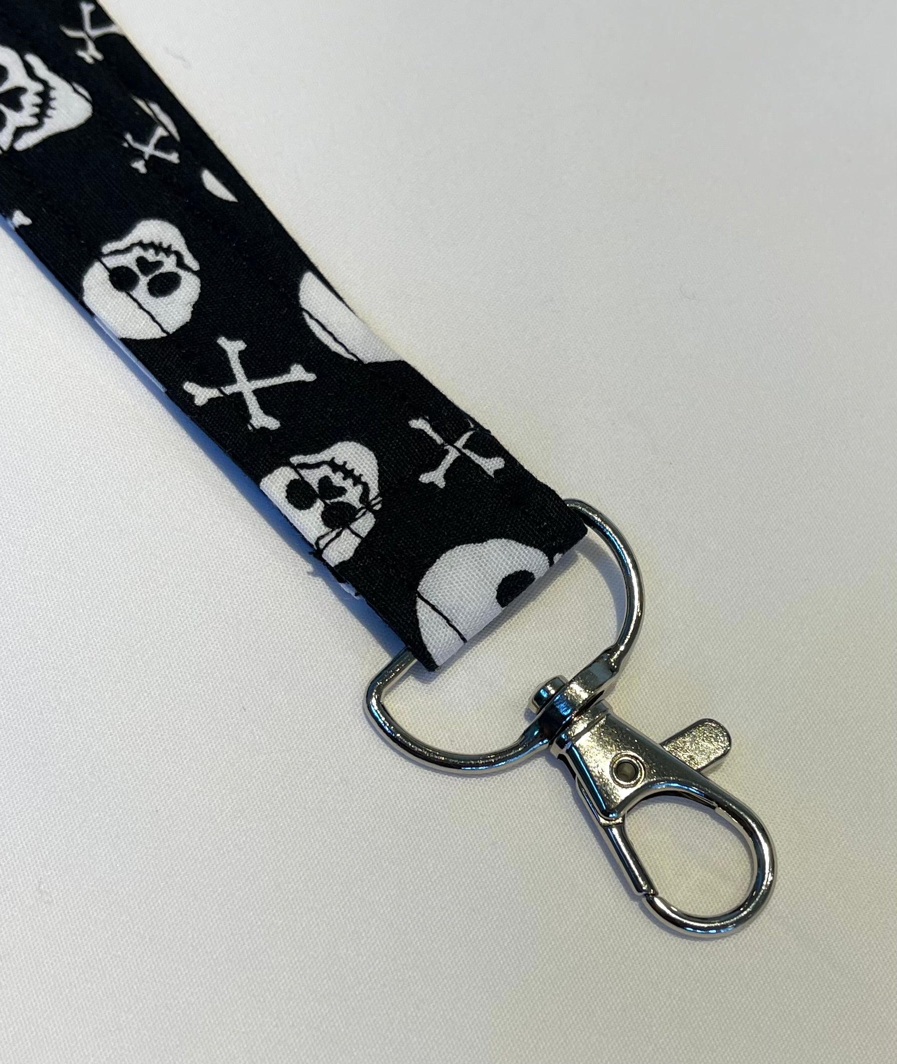 Skulls Fabric Breakaway Lanyard image 2