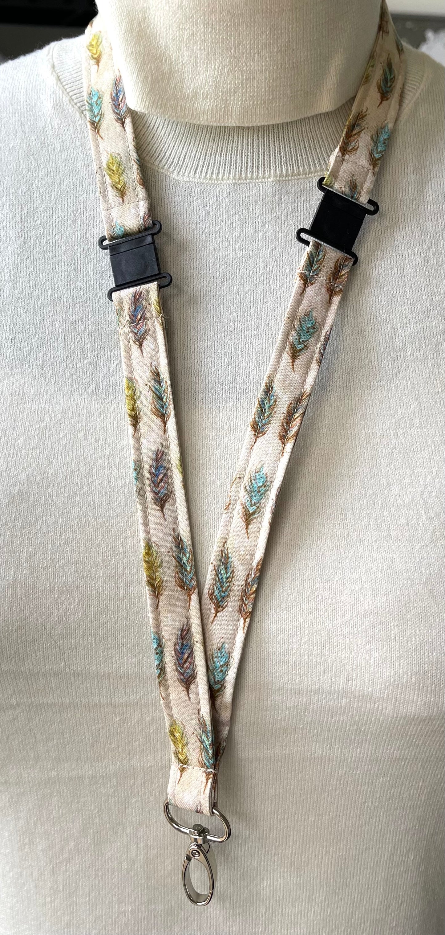 Feathers Fabric Breakaway Lanyard - House of Lanyards