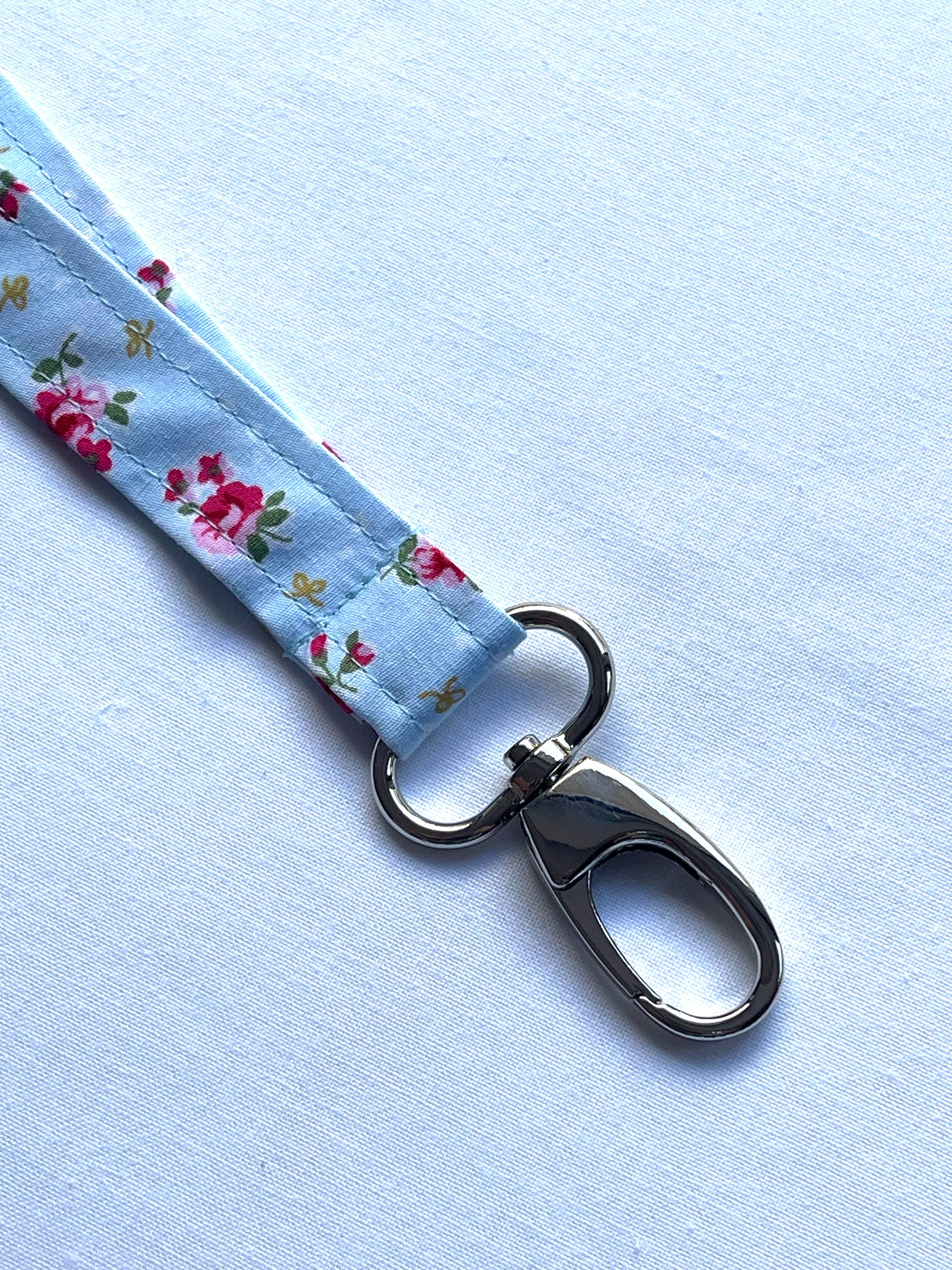 Ditsy Fabric Breakaway Lanyard - House of Lanyards