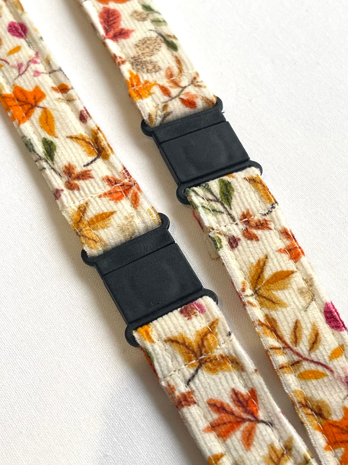 Leaves on Cream Fabric Breakaway Lanyard