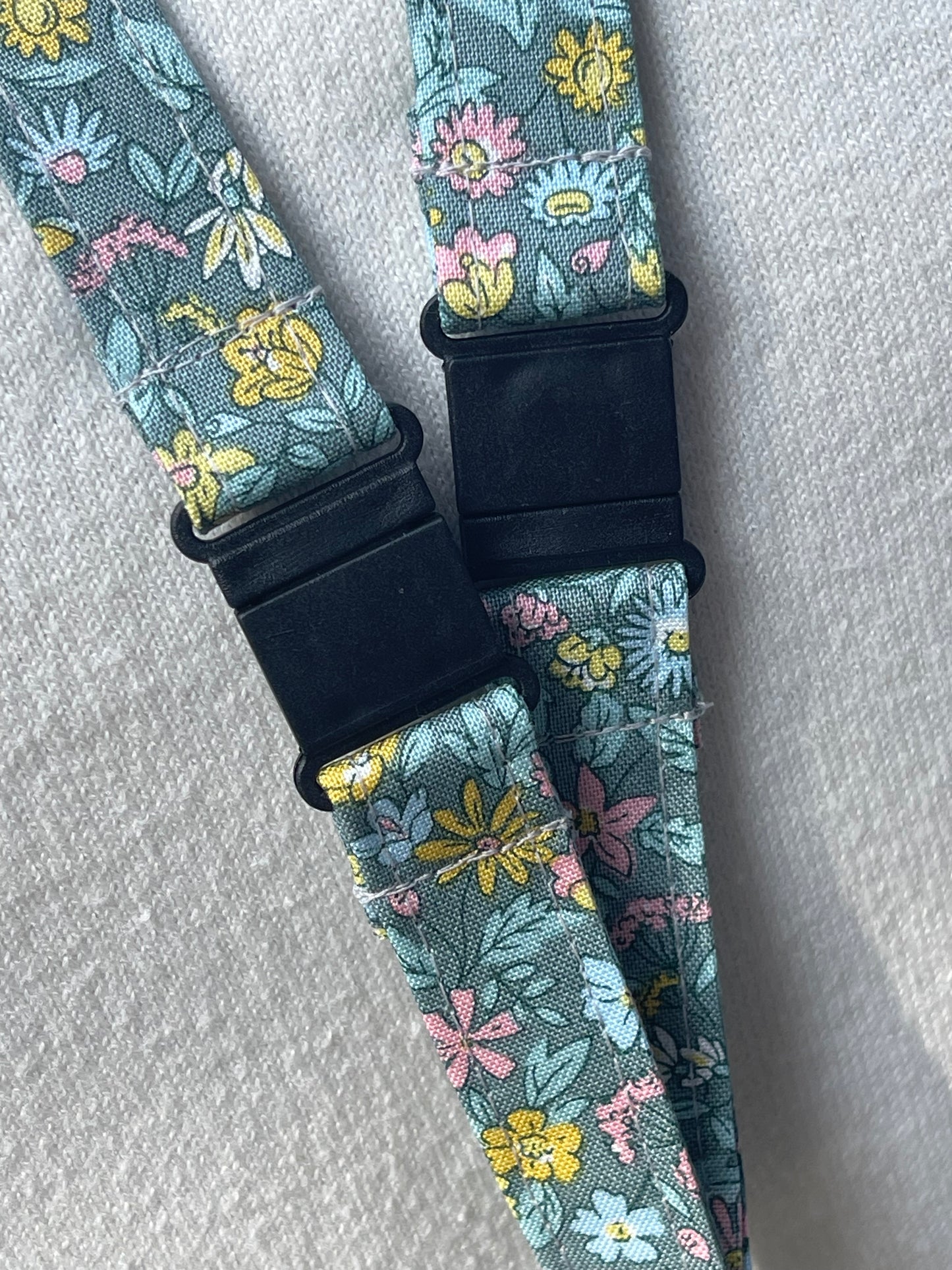 Liberty Breakaway Lanyard: Morning Meadow