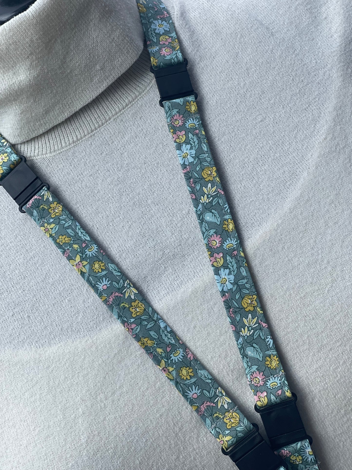 Liberty Breakaway Lanyard: Morning Meadow