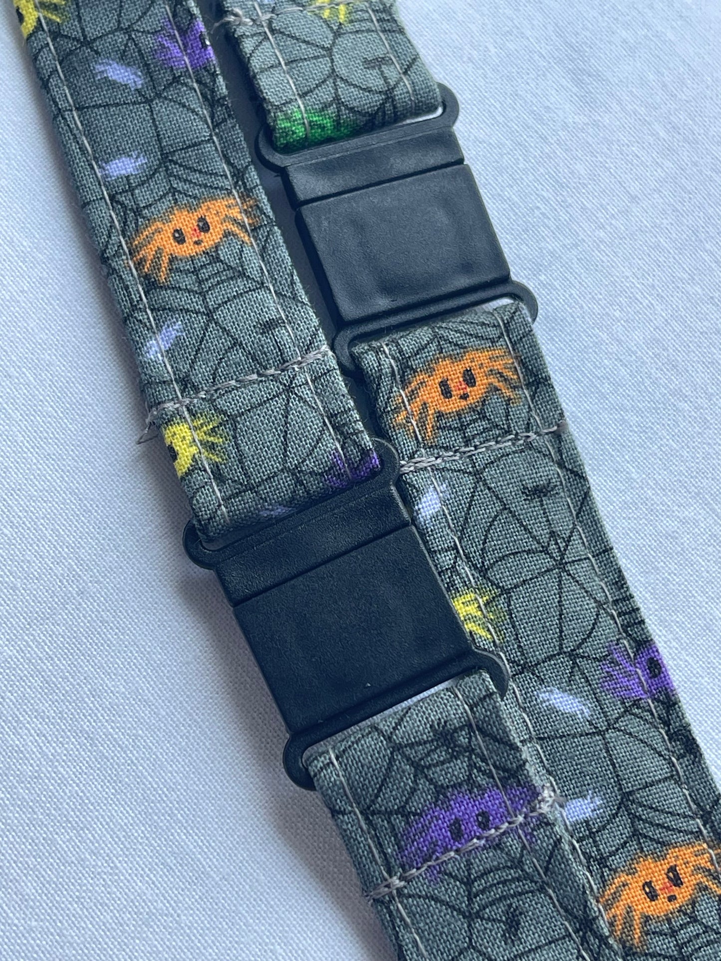 Spiders fabric lanyard