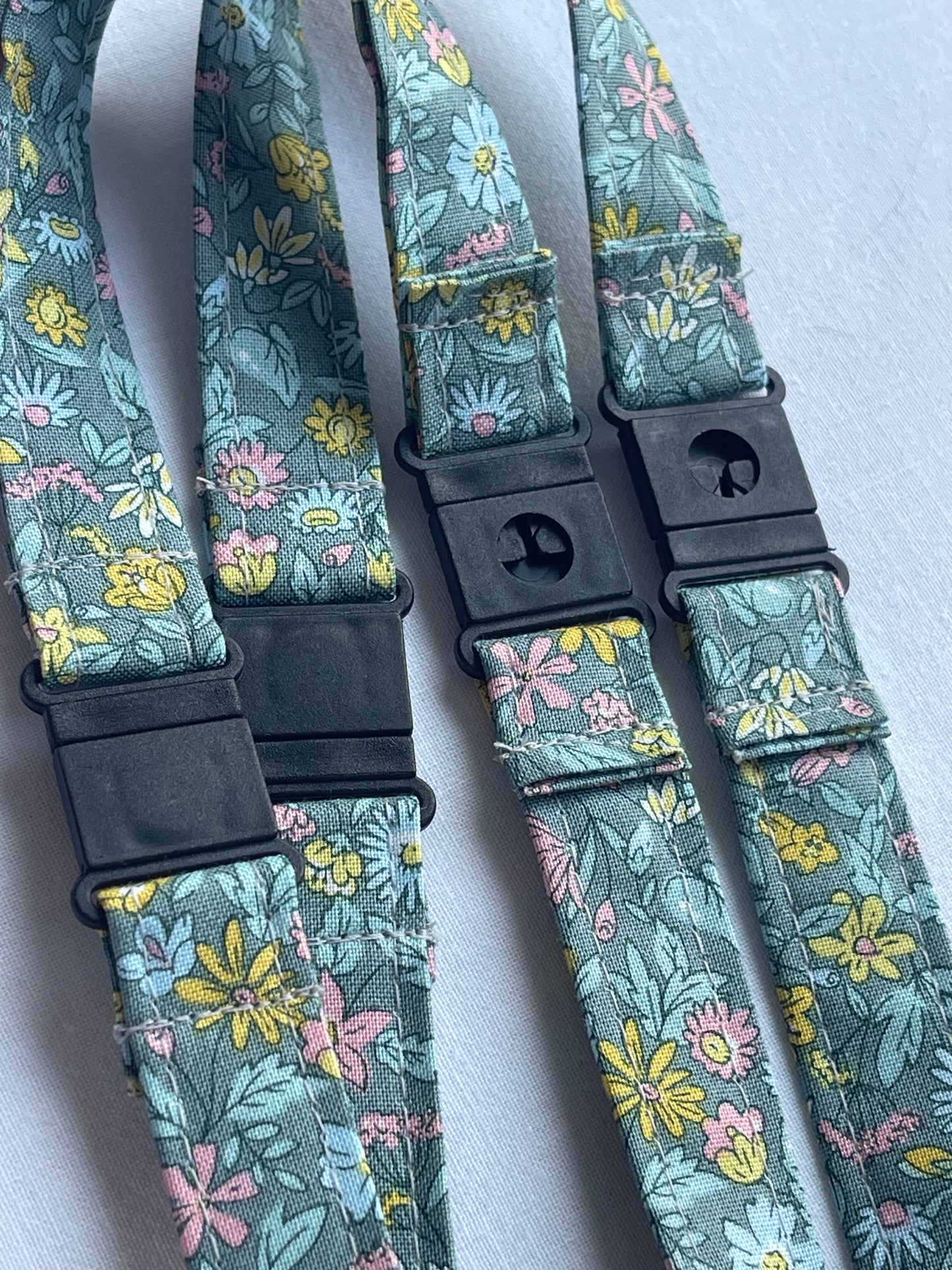 Liberty Breakaway Lanyard: Morning Meadow