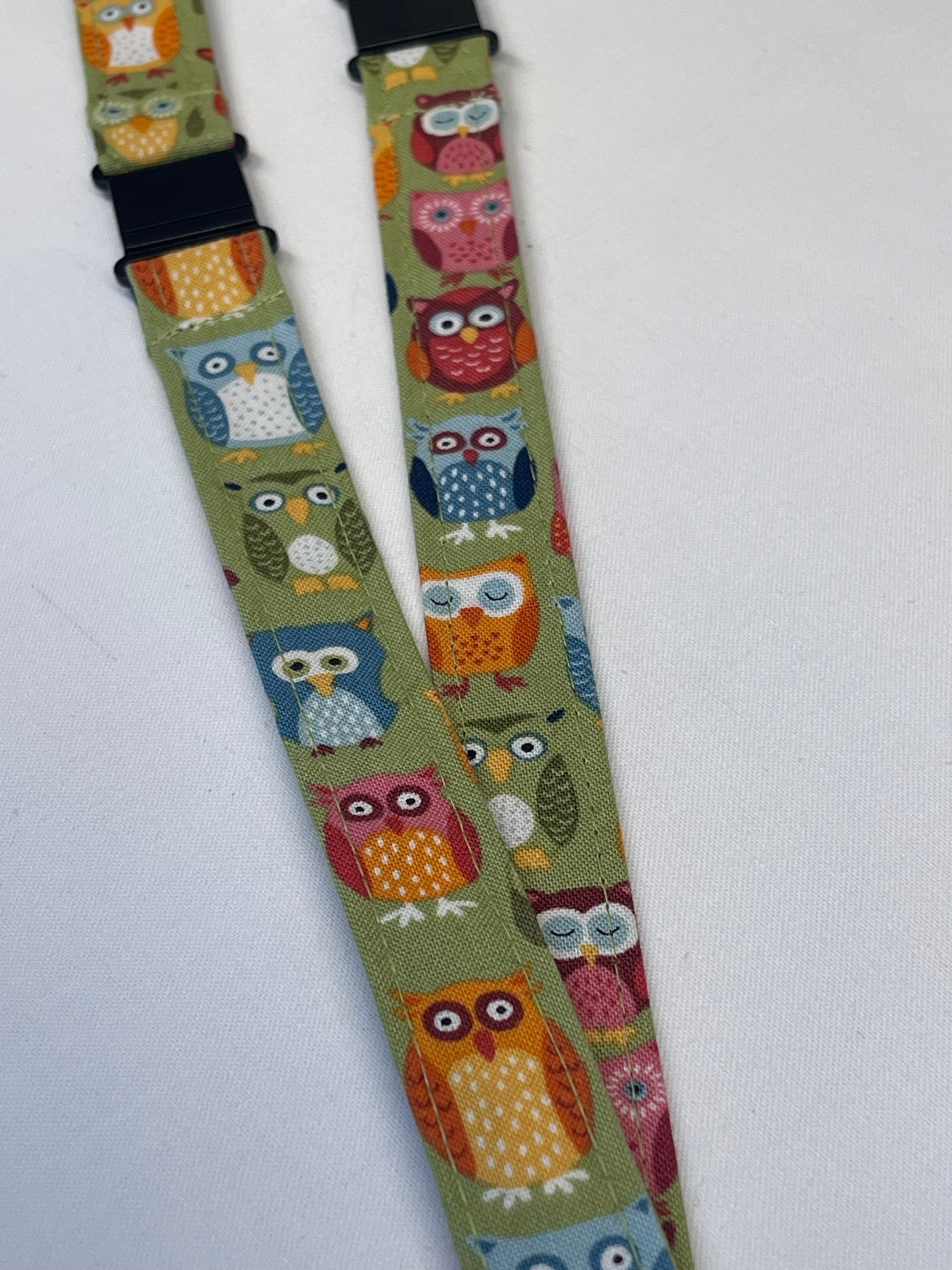 Owls fabric lanyard with breakaway clips